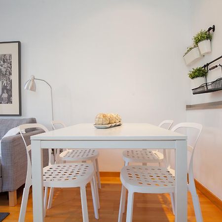 Flateli Lluria Apartment บาร์เซโลนา ภายนอก รูปภาพ