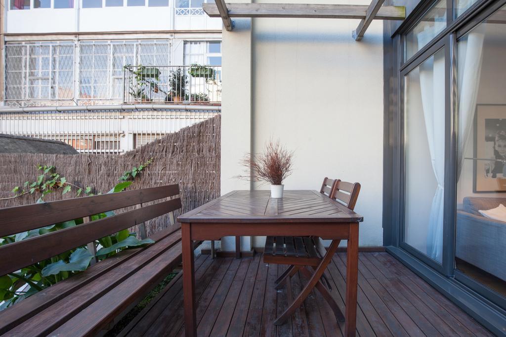 Flateli Lluria Apartment บาร์เซโลนา ภายนอก รูปภาพ